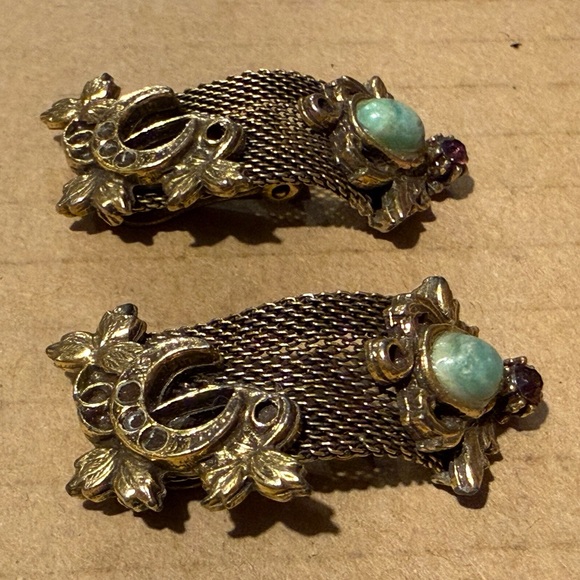 Vintage Art Noveau/Art Deco Mesh Gold and Green Earrings - Picture 4 of 5